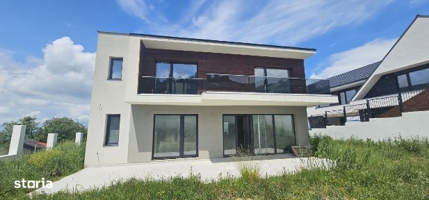 Casa Individuala, 280 MP, Garaj si Curte 770 MP, Feleacu Zona Wonderla