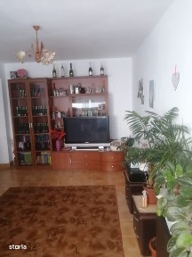 Vind apartament 2 camere Salonta