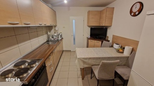 Apartament 4 camere Feldioara ( vând sau schimb cu 2 camere Brasov)