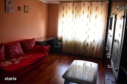 Inchiriez apartament cu 2 camere zona Stefan cel Mare