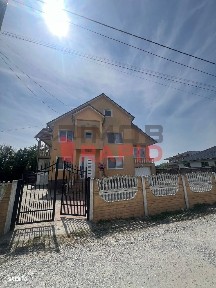 Casa 200 mp P+1 cu 700 mp teren in Unirea zona motel Sherif