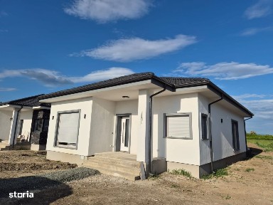 Vila NOUA individuala, 3 si 4 camere in Via Carmina, Arad, comision 0