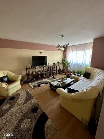De Vanzare Apartament cu 3 camere zona Viziru 3