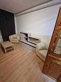 Garsoniera de inchiriat zona Doljului Amaradia