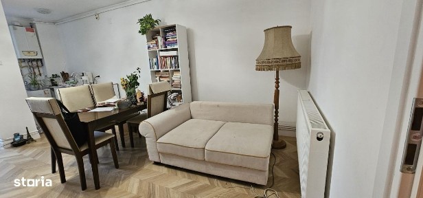 Garsoniera de vanzare zona Calea Bucuresti