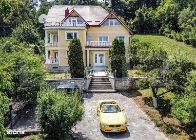 Vila deosebita de 534 mp, 1800 mp, terasa, Codlea