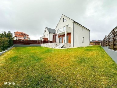 Casa 6 camere de vanzare in Feleacu