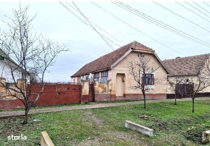 Cota 1/2 casa si teren Pustiniș, jud. Timiș-id R1992745