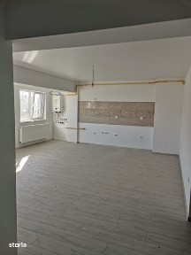 Persoana fizica vând apartament 2 camere 57 mp în Hlincea