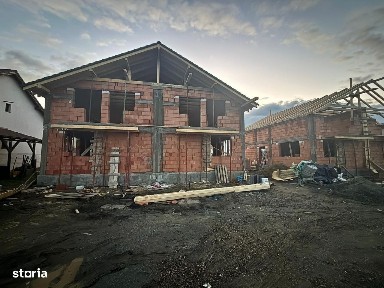 Sangeorgiu de Mures - Vanzare casa tip duplex