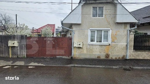 Casa cu 3 camere, zona 7 Noiembrie