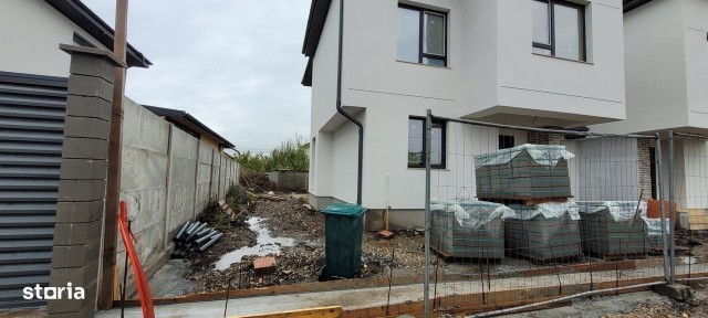 Vila 5 camere Bragadiru Margelelor inc pardoseala pod mansardat izolat