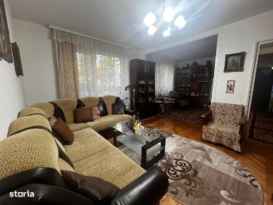 Apartament 4 camere,zona Pizza Albina,cartierul Săsar
