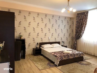 Inchiriez apartament 3 camere in vila