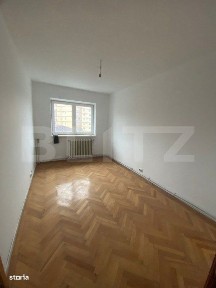 Apartament 3 camere, etaj 3, cartier George Enescu, Suceava