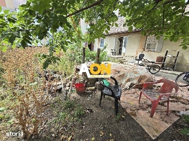 Casa Demolabila Zona Liceul Sportiv