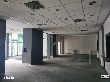 Spatiu comercial, parter stradal cu vitrina, Centrul Civic!