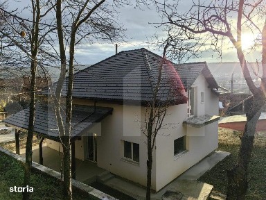 Casa individuala 151mp, 5 camere, curent trifazic teren 580mp, CF, Chi