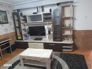 Inchiriez casa 3 camere Radu Negru