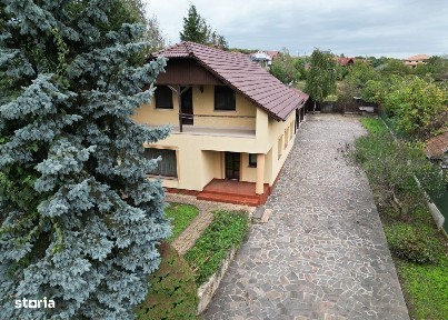 Casa de vanzare