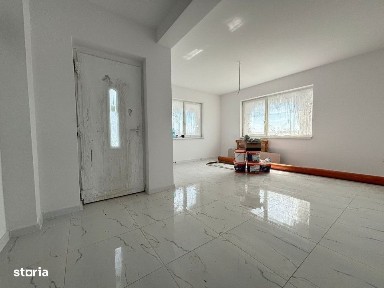 Duplex, 4 camere, 110 mp, toate utilitatile, acces in curte cu masina