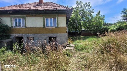 Casa cu teren de 3166 mp, 22 metri front, Deusu, Cluj