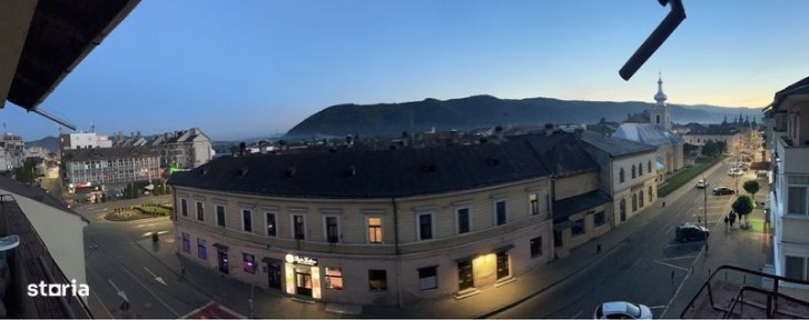 Închiriez Apartament cu 3 camere “central”