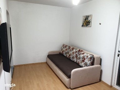 inchiriez Apt 2 cam