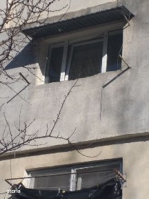 P,F Vand garsoniera 17 mp zona siraj etaj 2