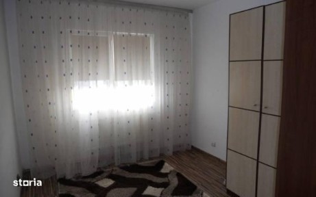 Apartament cu 4 camere decomandat, mobilat, Bacau-Mioritei