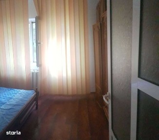 Apartament 2 camere etaj 1 zona linistita