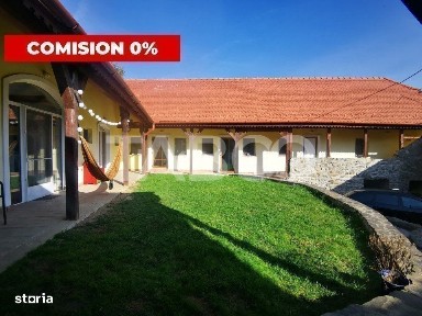 Casa de vanzare pretabila pensiune priveliste superba Fantanele Sibiu