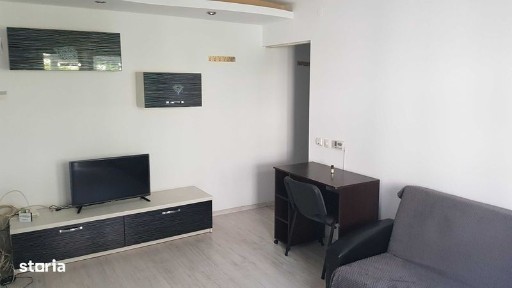 Inchiriez ap. 2 cam Banat/Pitesti