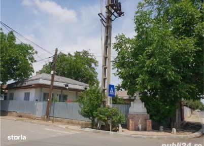 Vand casa oras Panciu