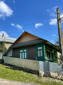 Casa de vanzare comuna Soveja - sat Rucareni (centru) jud. Vrancea