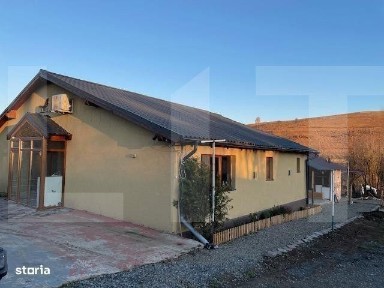 Casa individuala finisata, 290 mp utili, 2700 mp teren, front 18ml, Fi