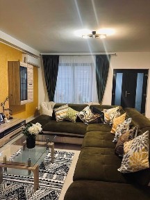 Vând casă ultra modernă în Rădăuţi
