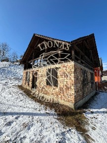 Casa la rosu-Zona Bistrita Bargaului-Teren-700mp