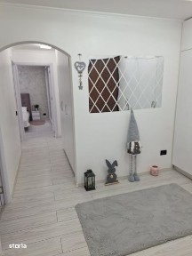 Apartament 3 camere de vanzare