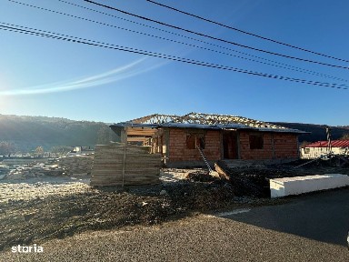 Corunca - Vanzare casa 4 camere - Strada de Jos