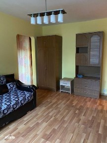 Vand apartament 2 camere semidecomandat, zona CET Constanta