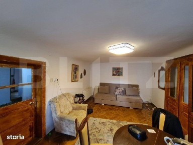 Apartament 3 camere, 90mp + pod foarte inalt, langa Piata Sfatului