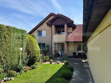 Casa, zona 0, vedere panoramica spre santurile Cetatii pretabila pentr