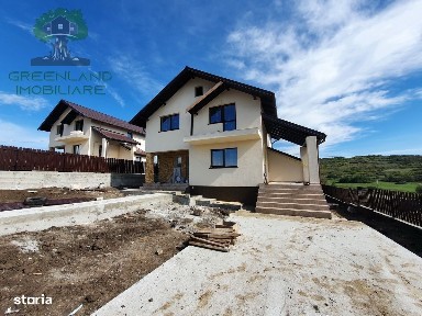 VILA individuala, 4 camere, 2 bai, BECI, la 2km de Primaria Miroslava
