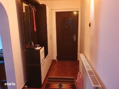 Vand apartment cu 2 camere (74mp)