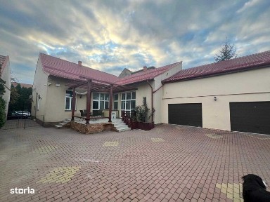 Casa, 308,8mp, situata ultracentral in Satu Mare