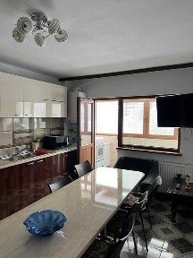 Relaxare intr-o oaza montana! Apart. 4 camere in Azuga - Valea Azugii