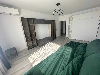 Apartament 1 Camere cu Parcare Subterana Zona Andrei Muresanu