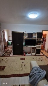 Apartament 2 camere semidecomandat.