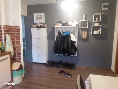 Apartament 2 camere Petrila